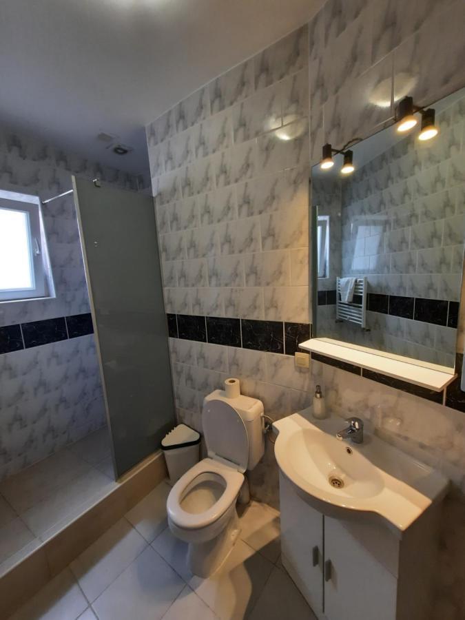 Jacques Brel Brussels Apartment ภายนอก รูปภาพ