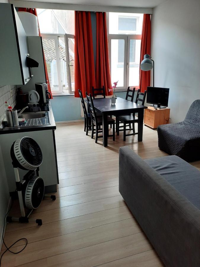 Jacques Brel Brussels Apartment ภายนอก รูปภาพ