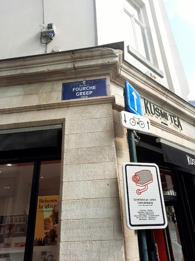 Jacques Brel Brussels Apartment ภายนอก รูปภาพ
